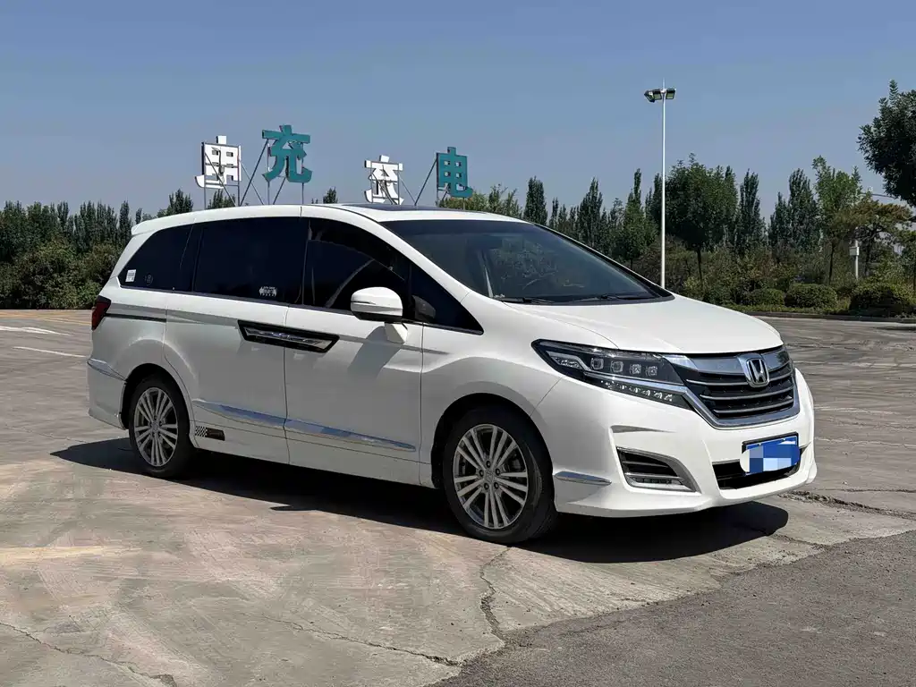 Honda Elysion — миниатюра 3