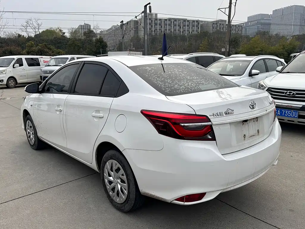 TOYOTA VIOS