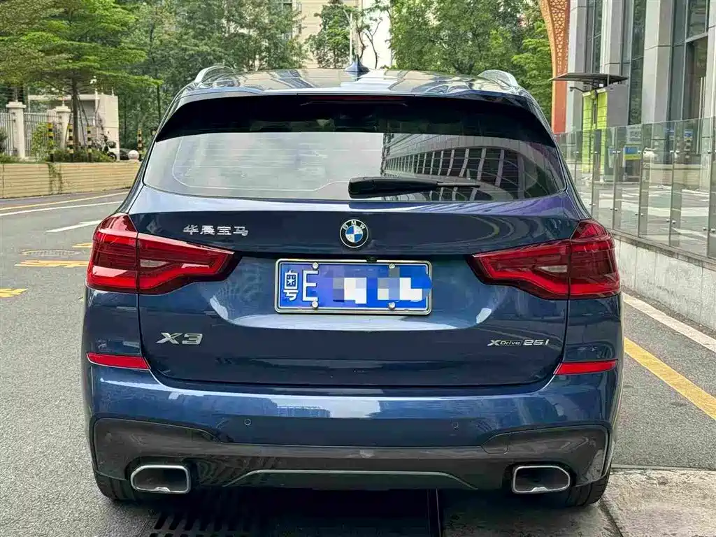BMW X3 — миниатюра 5