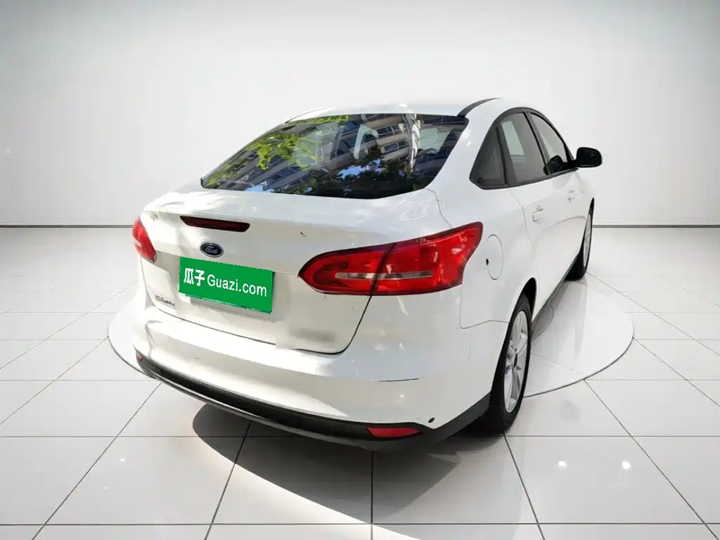 Ford Focus — миниатюра 4