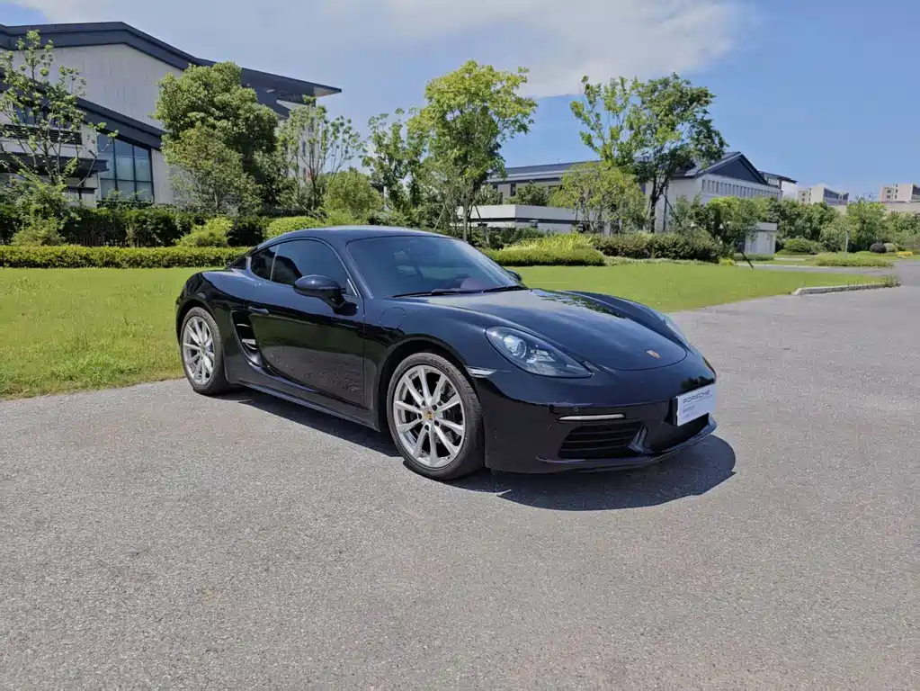 Porsche 718 2022 Cayman 2.0T