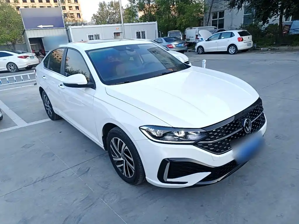 Volkswagen Lavida — миниатюра 4
