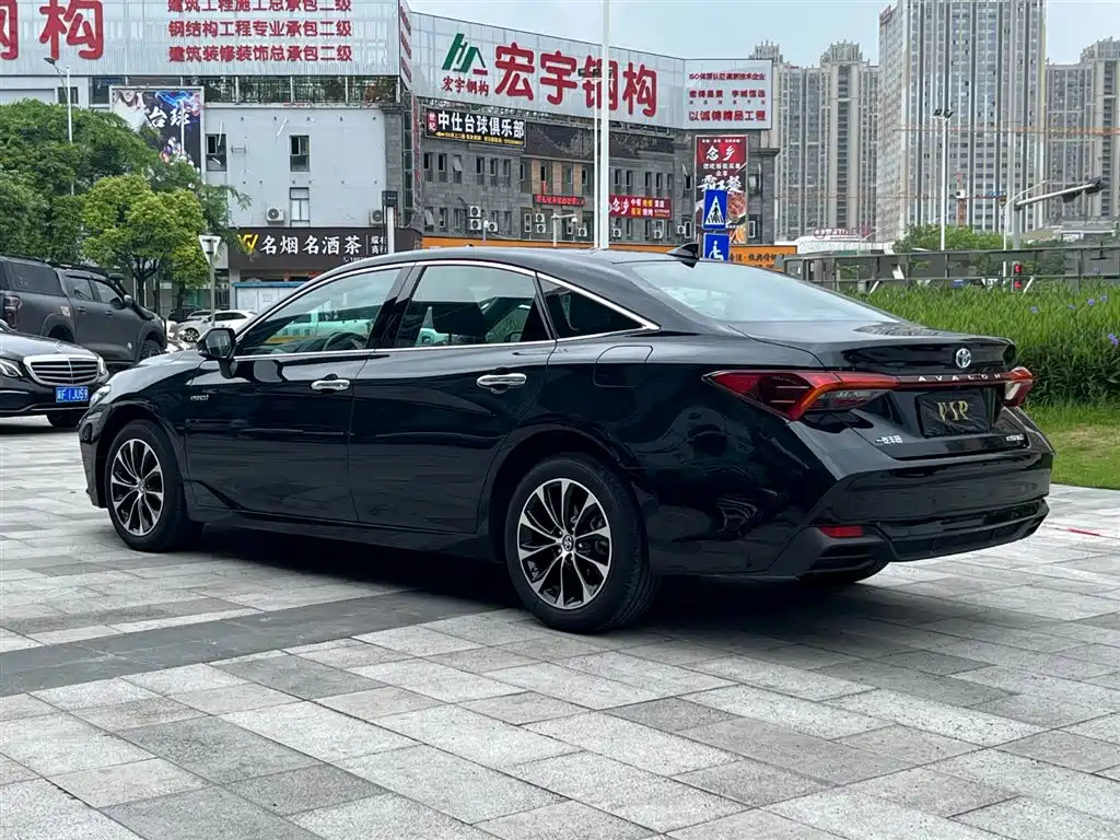 TOYOTA ASIAN DRAGON