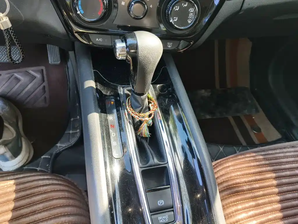 Honda Vezel — миниатюра 15