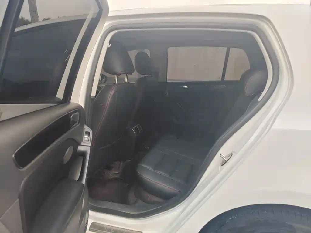 Volkswagen Golf — миниатюра 5