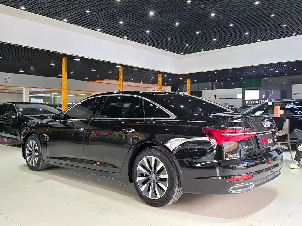 Audi A6L — миниатюра 6