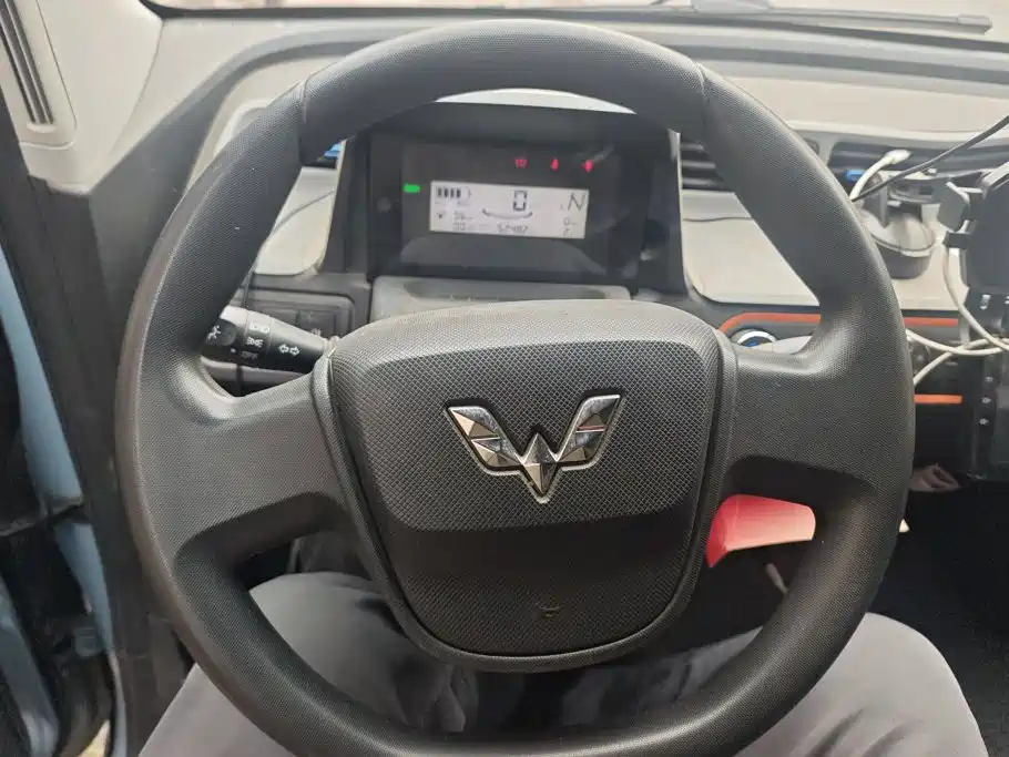 Wuling MINIEV — миниатюра 15