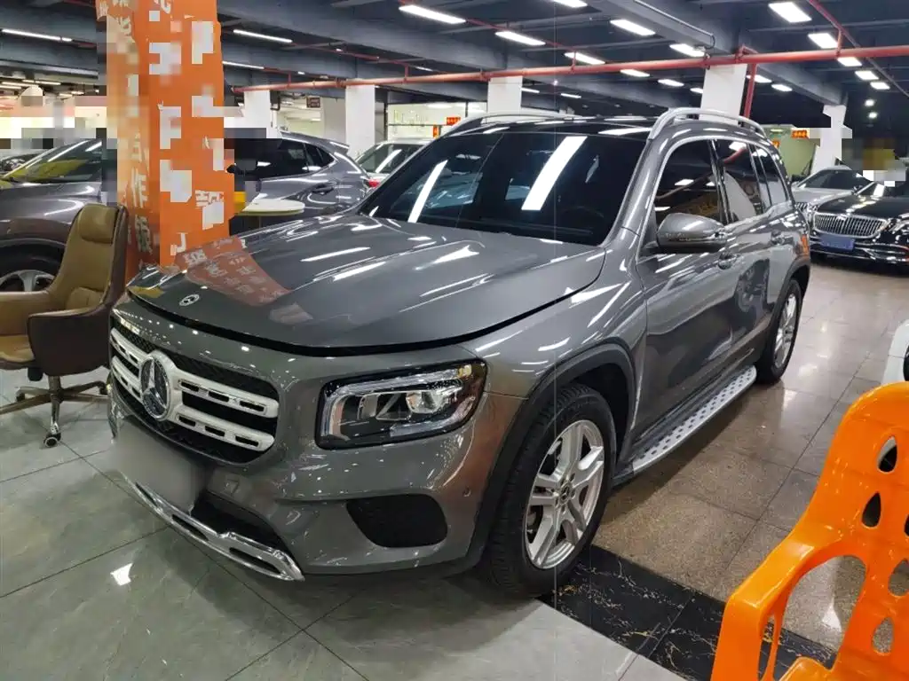 Mercedes-Benz GLB 2023