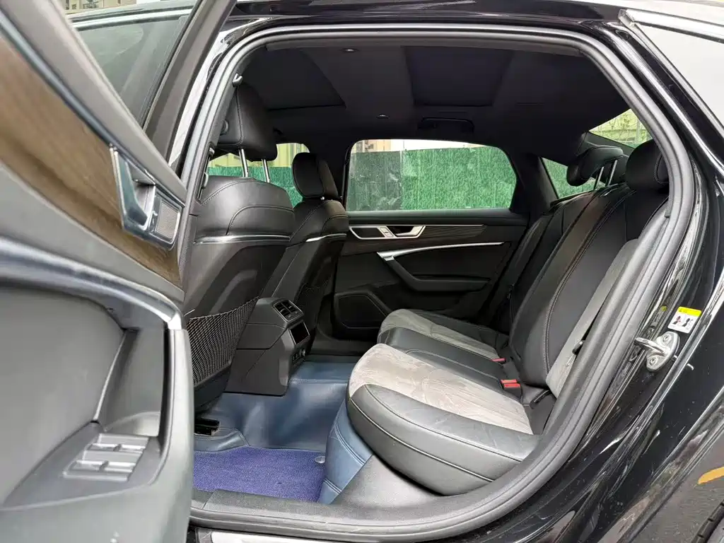 Audi A6L 2025 45 TFSI