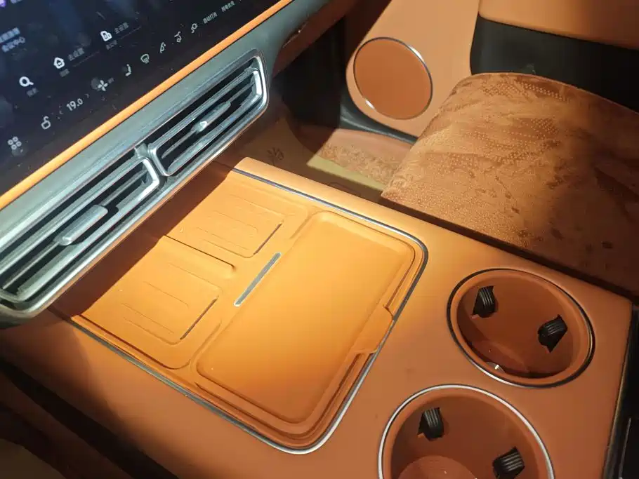 Li Auto Li L9 — миниатюра 16