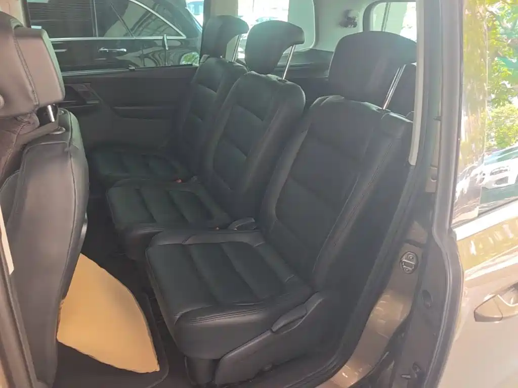 Volkswagen Sharan — миниатюра 17