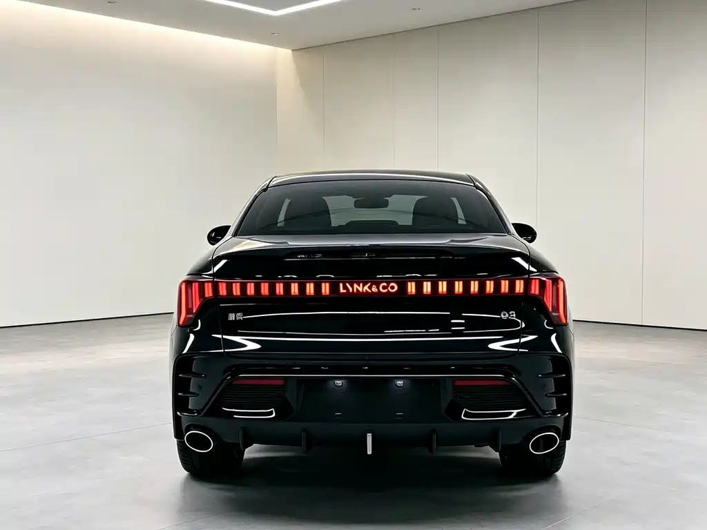 Lynk & Co 03 — миниатюра 13