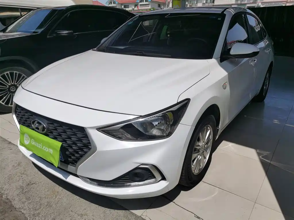 Hyundai Elantra 2020