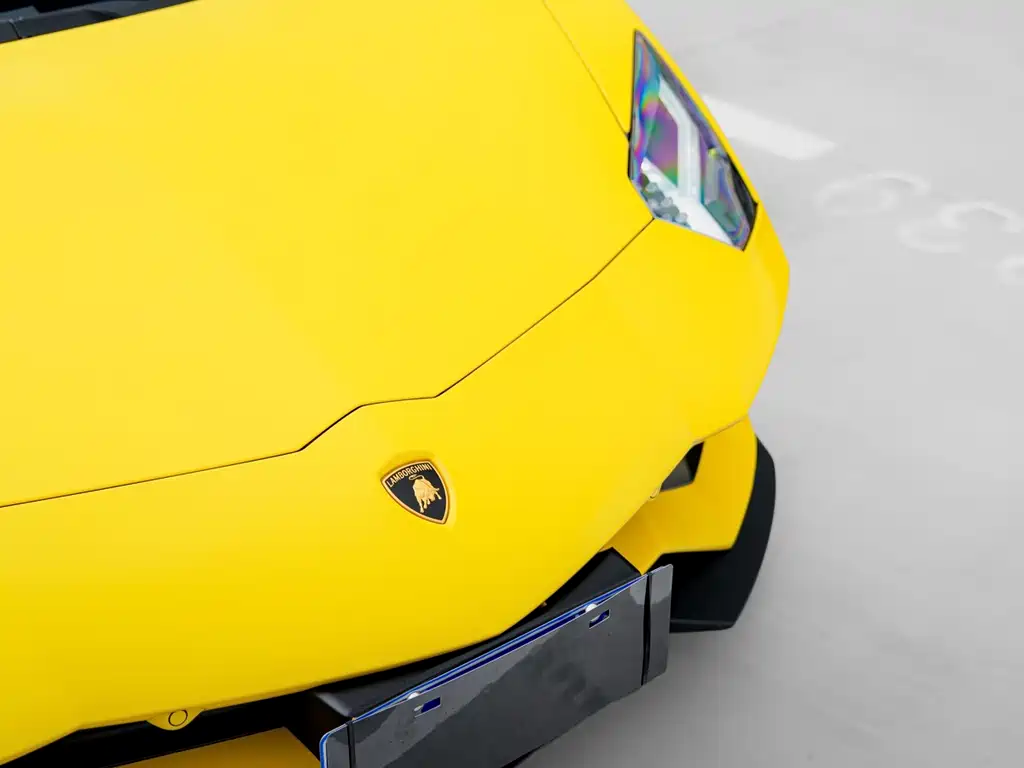 Lamborghini Aventador — миниатюра 8