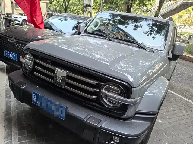 TANK TANK 300 2022