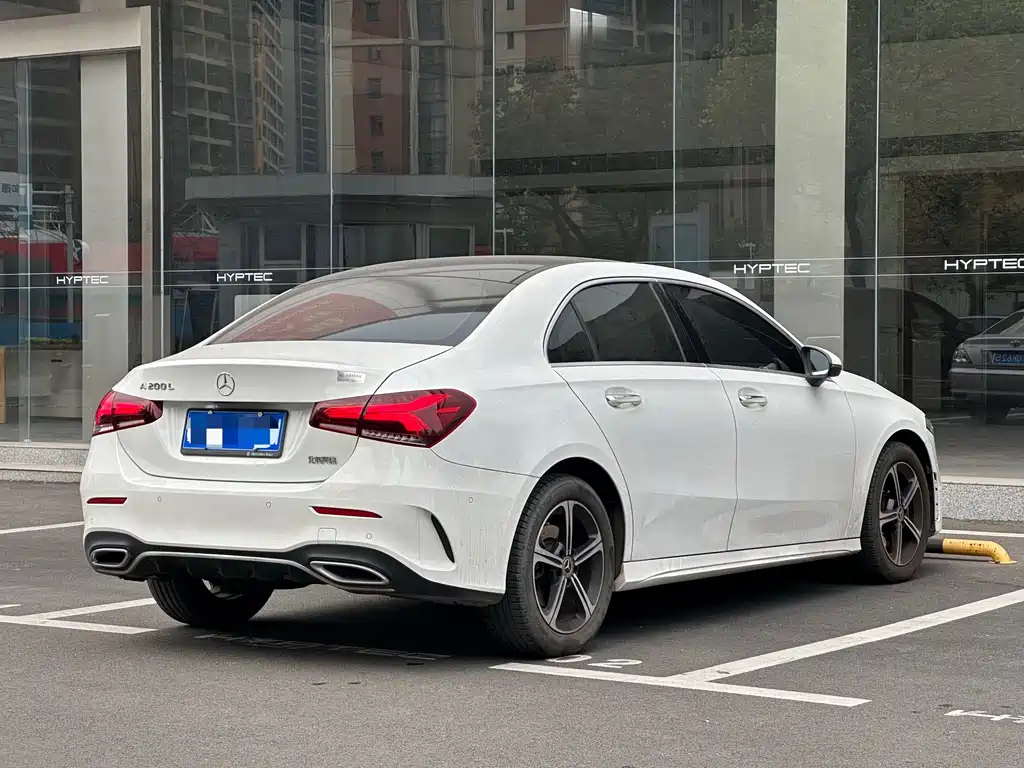 MERCEDES-BENZ A CLASS