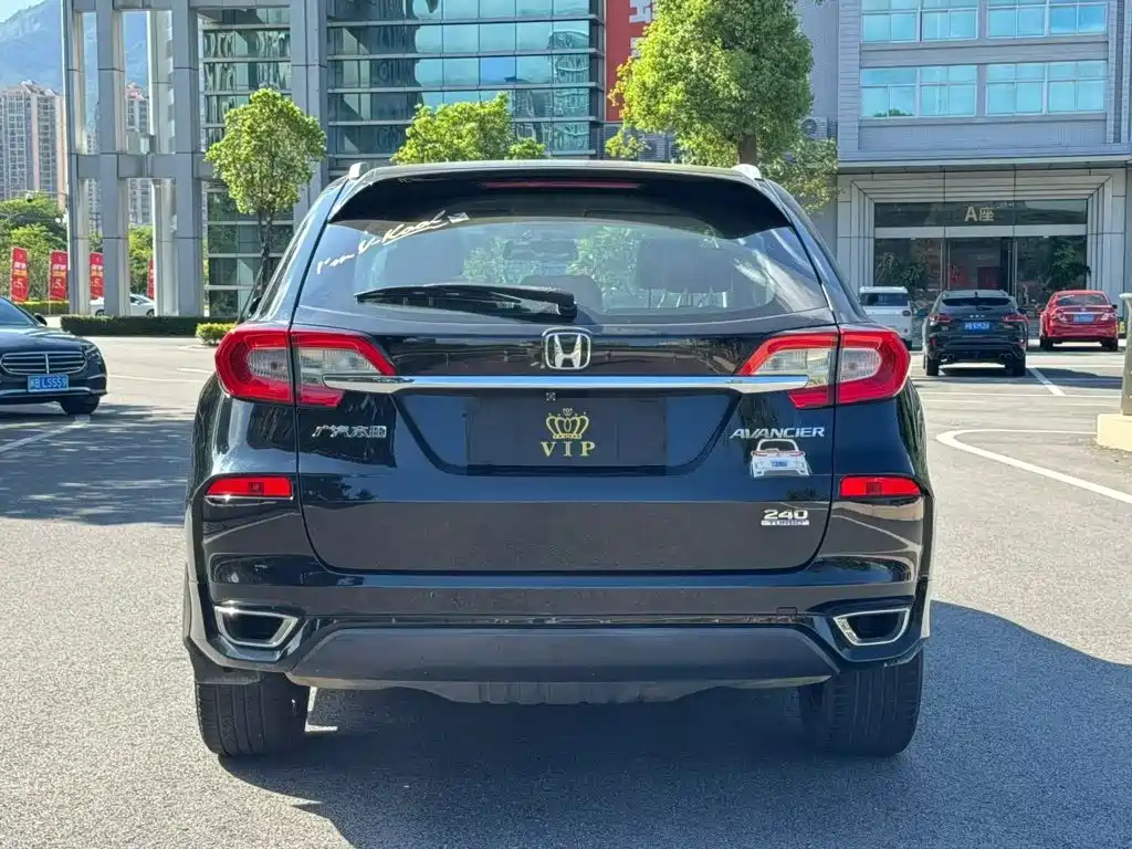 Honda Avancier — миниатюра 8