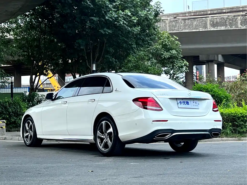 Mercedes-Benz E-Class E 2018 E 300 L Sport Fashion