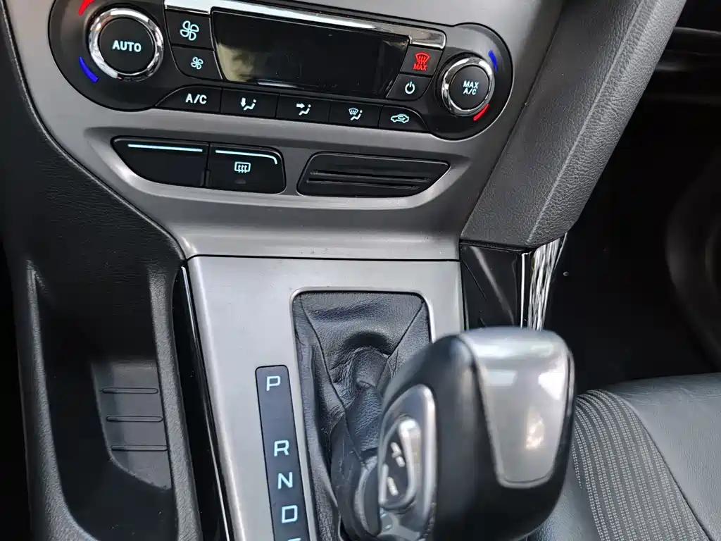 Ford Focus — миниатюра 14