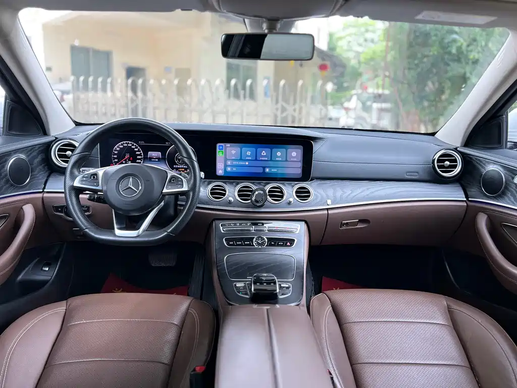 Mercedes-Benz E-Class E 2018 E 300 L Sport Fashion