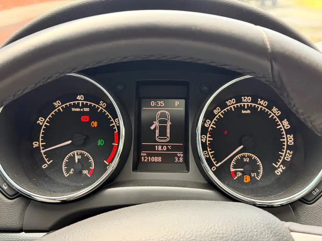 Skoda Yeti — миниатюра 21