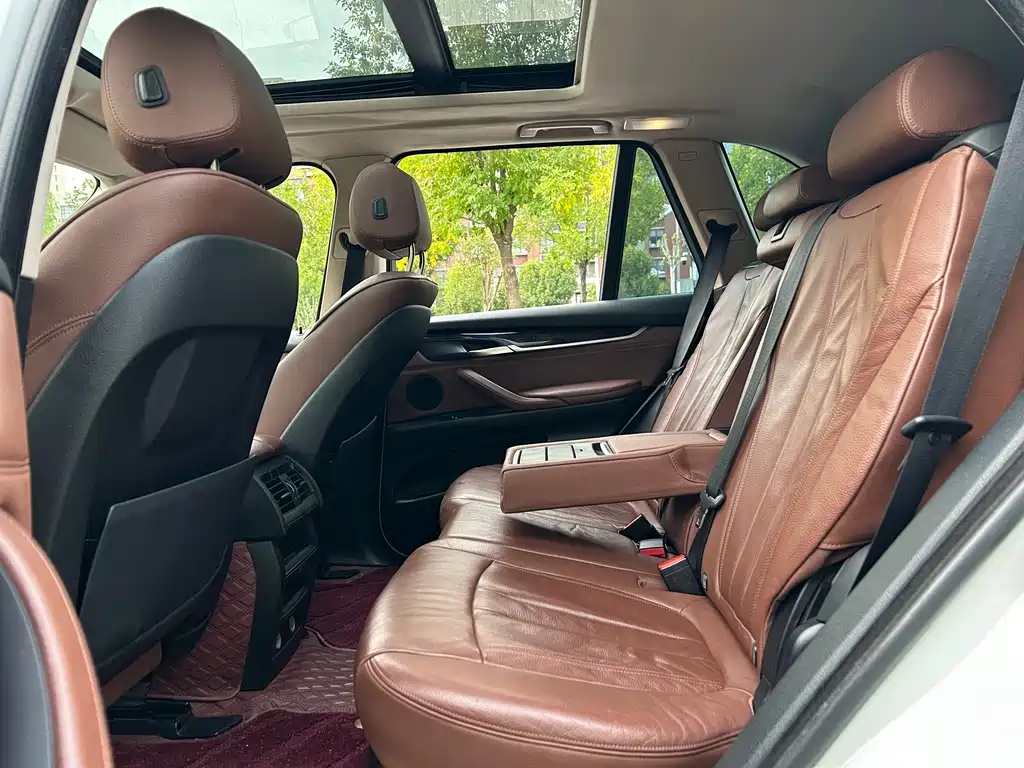 BMW X5 (Import) — миниатюра 14