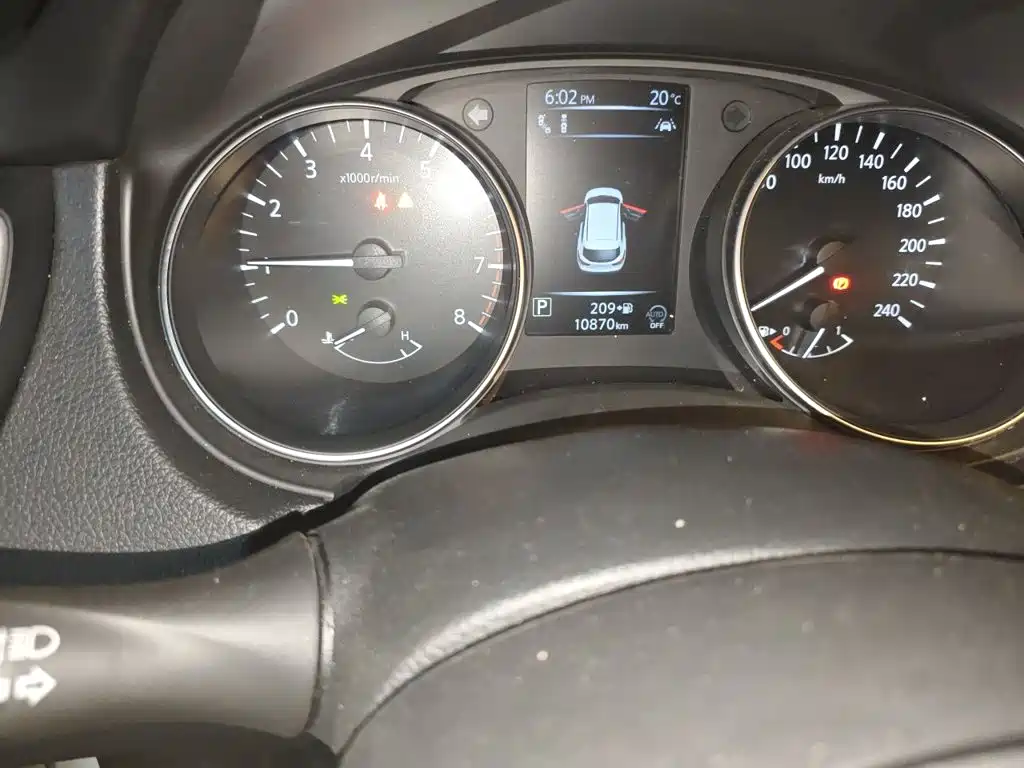 Nissan Qashqai — миниатюра 8