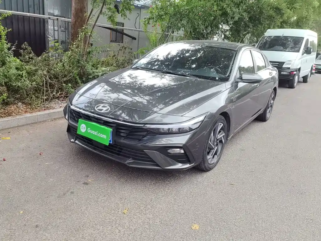 Hyundai Elantra — миниатюра 2