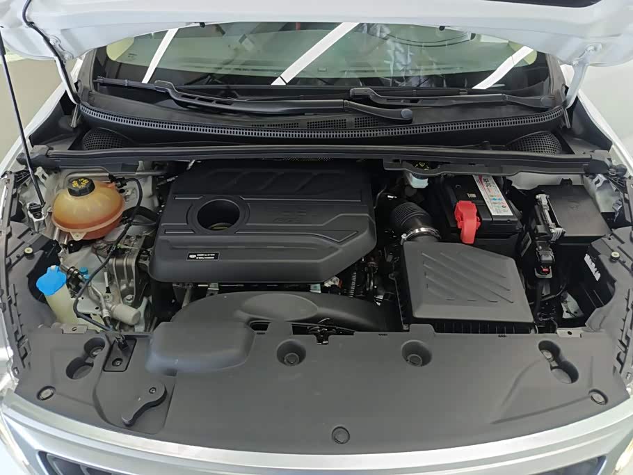 Geely Emgrand GS 1.4 л 2021 г. Белый, пробег 41100 км