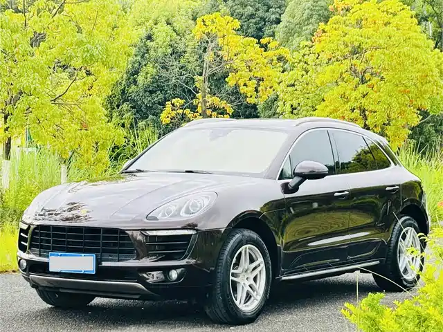 PORSCHE MACAN 2017