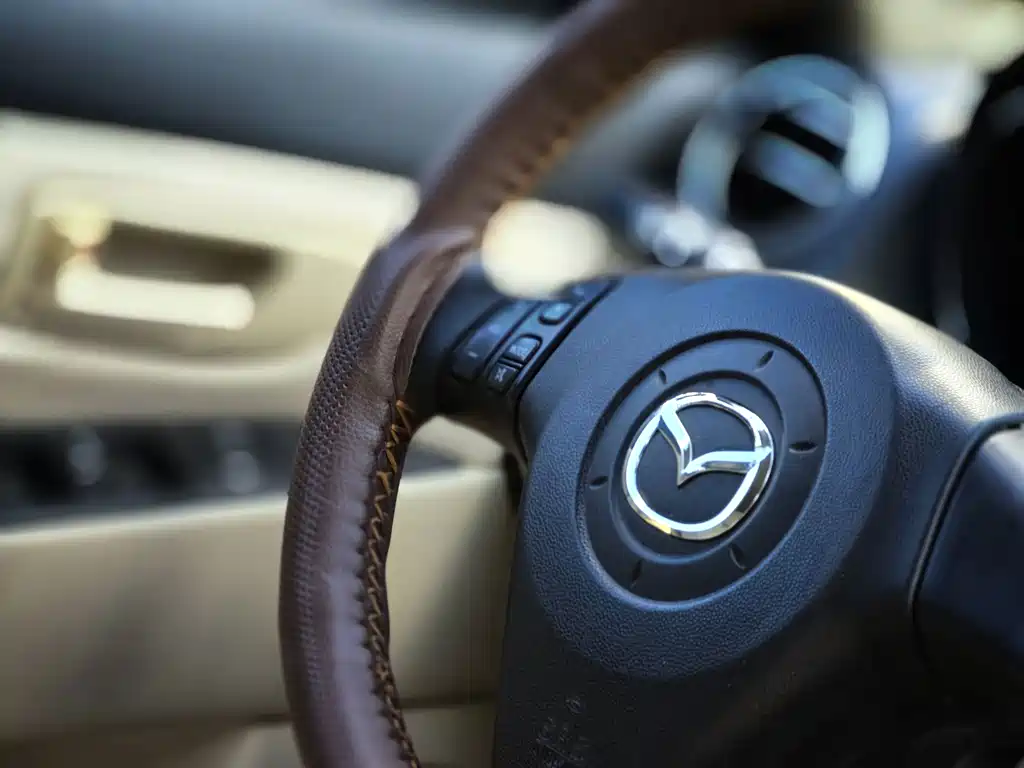 Mazda 3 (Import) — миниатюра 11