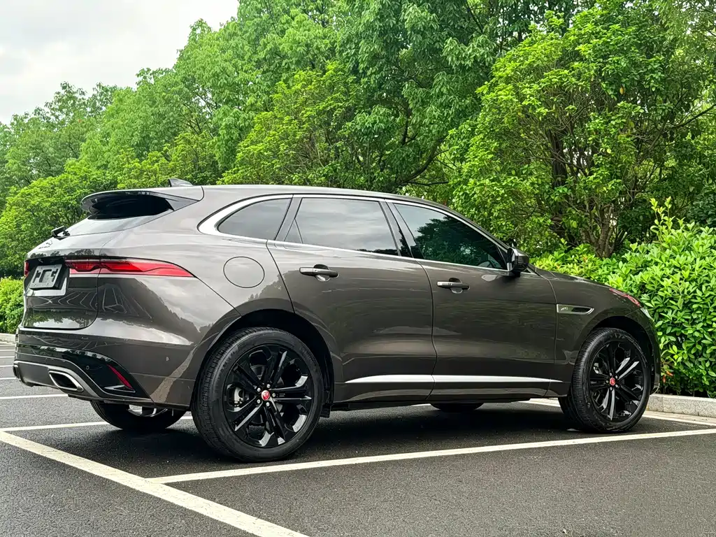 Jaguar F-Pace 2021 340PS R-Dynamic SE