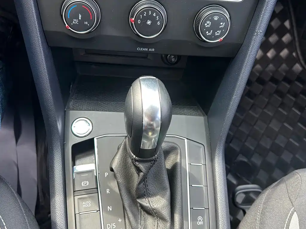 Volkswagen Tharu — миниатюра 12