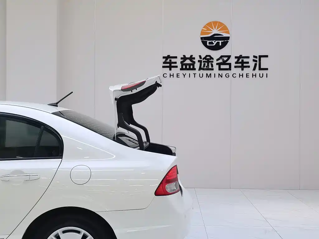 Honda Civic — миниатюра 17