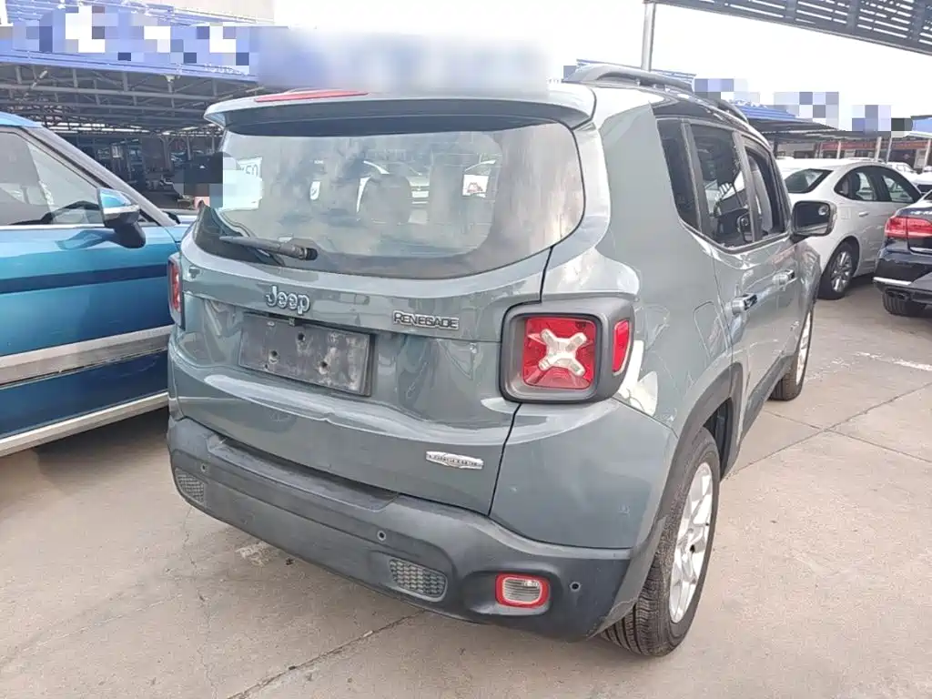 Jeep Renegade — миниатюра 7
