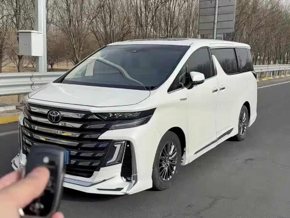 Toyota Alphard 2020