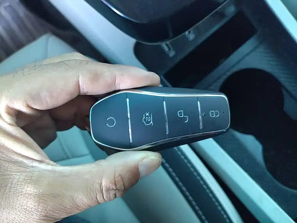 BYD Yuan Pro — миниатюра 9