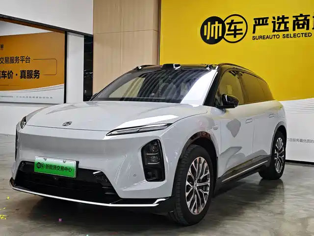 2025 Nio ES6