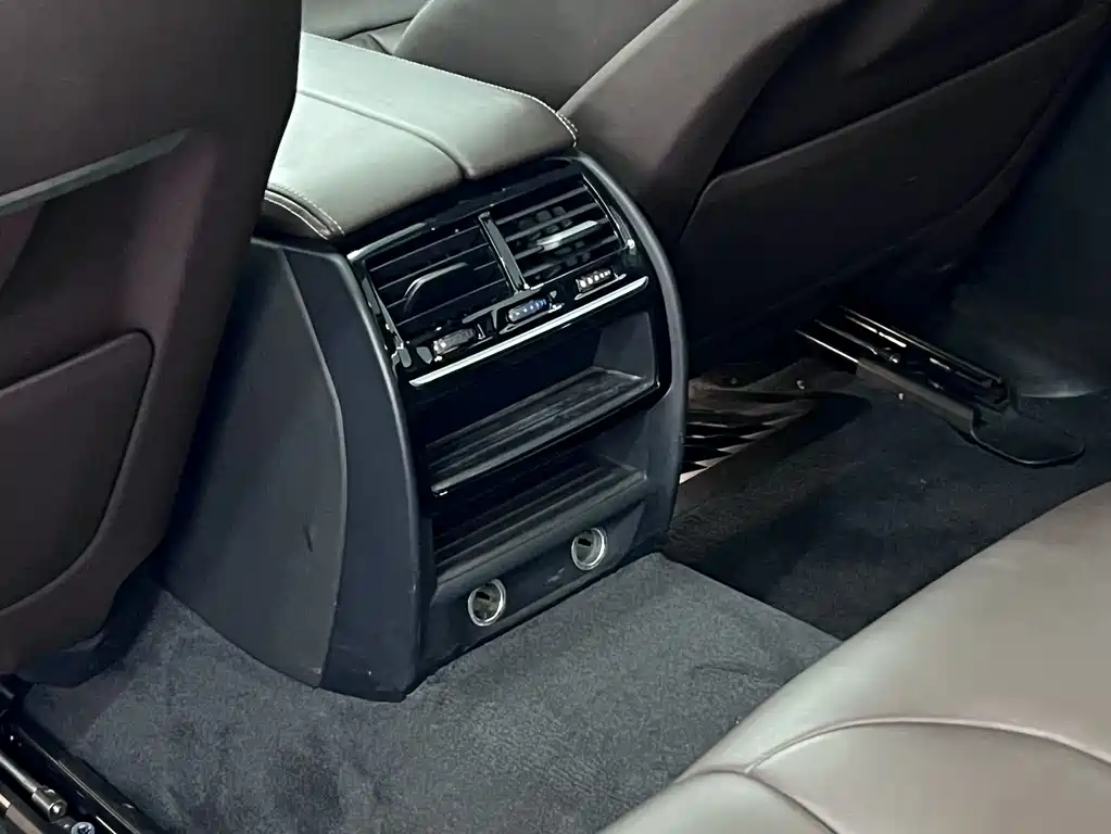 BMW 5 SERIES NEW ENERGY