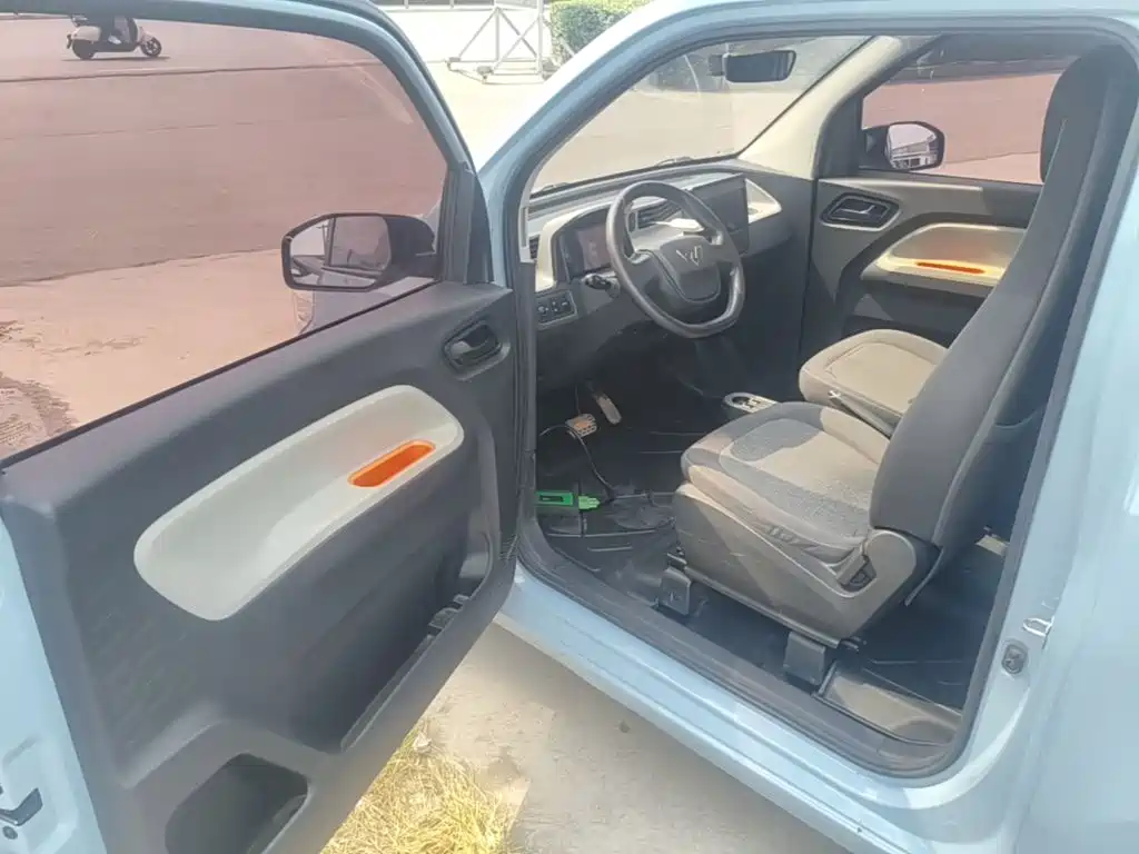Wuling MINIEV — миниатюра 16