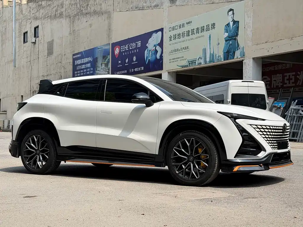 Changan UNI-T — миниатюра 3