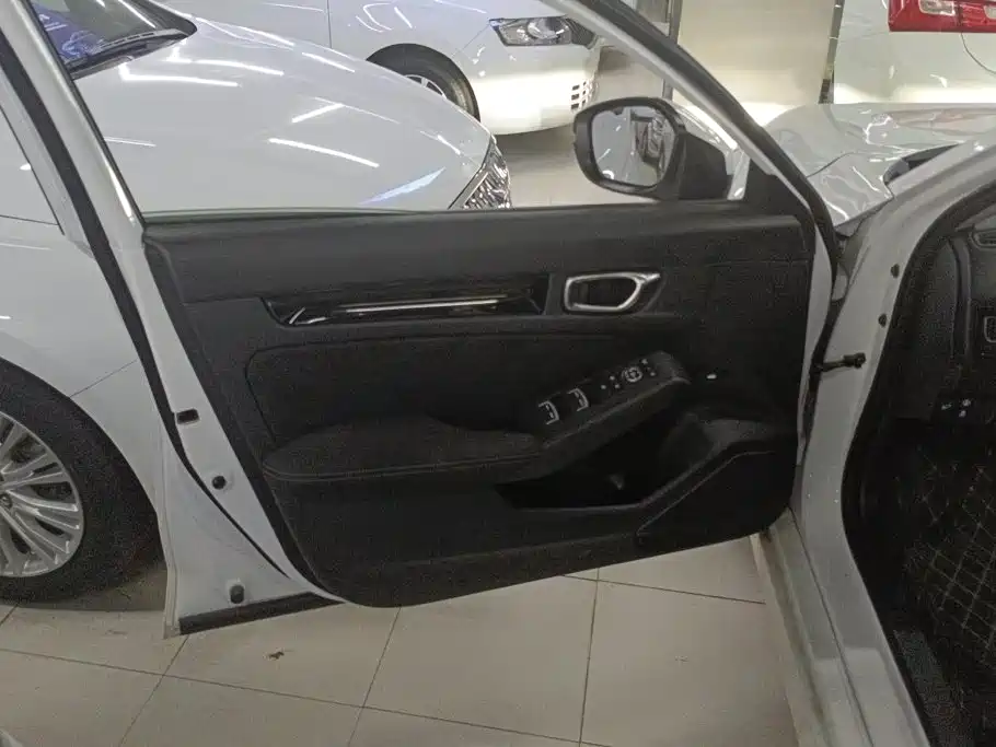 Honda Civic — миниатюра 7