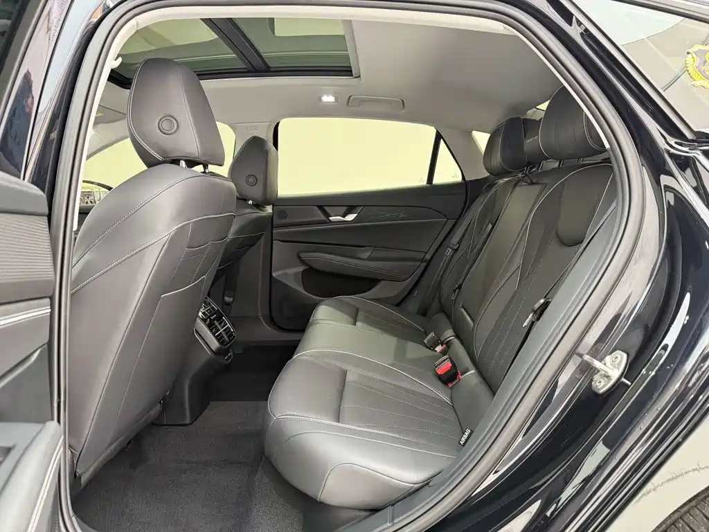 Volkswagen Passat — миниатюра 19
