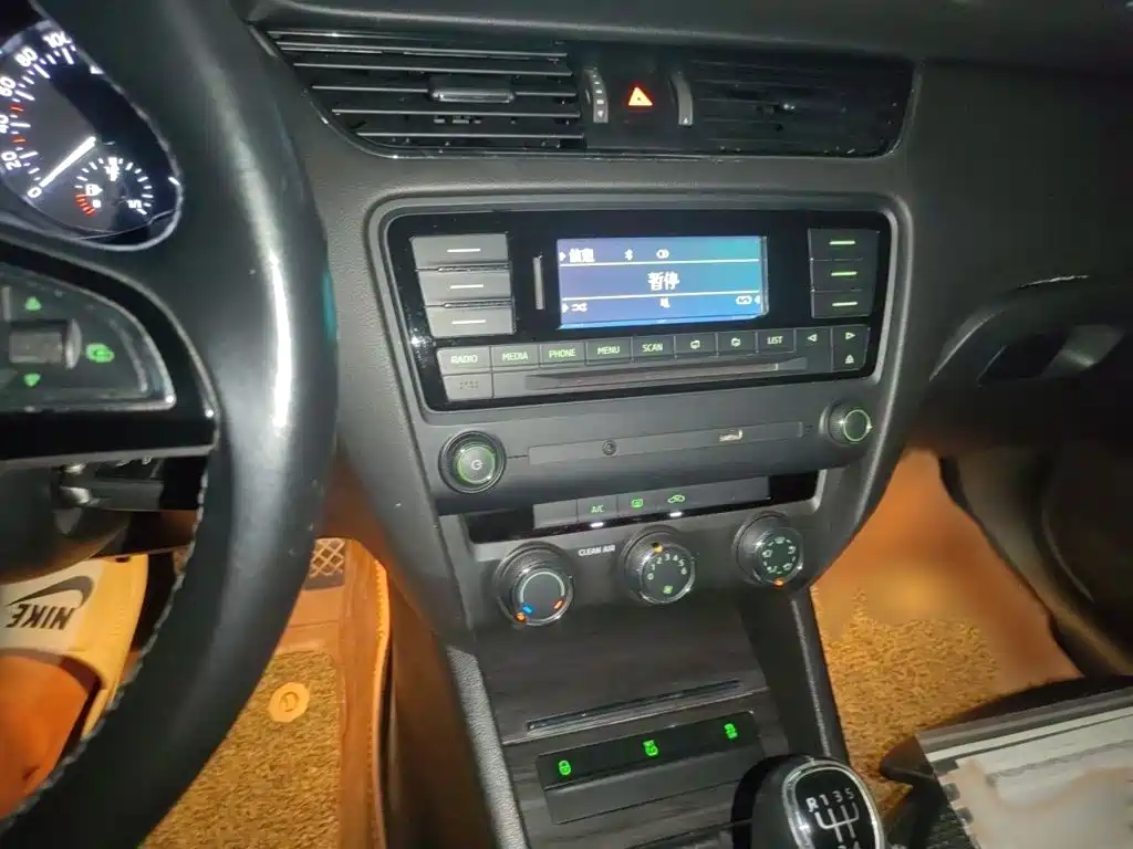 Skoda Octavia — миниатюра 6