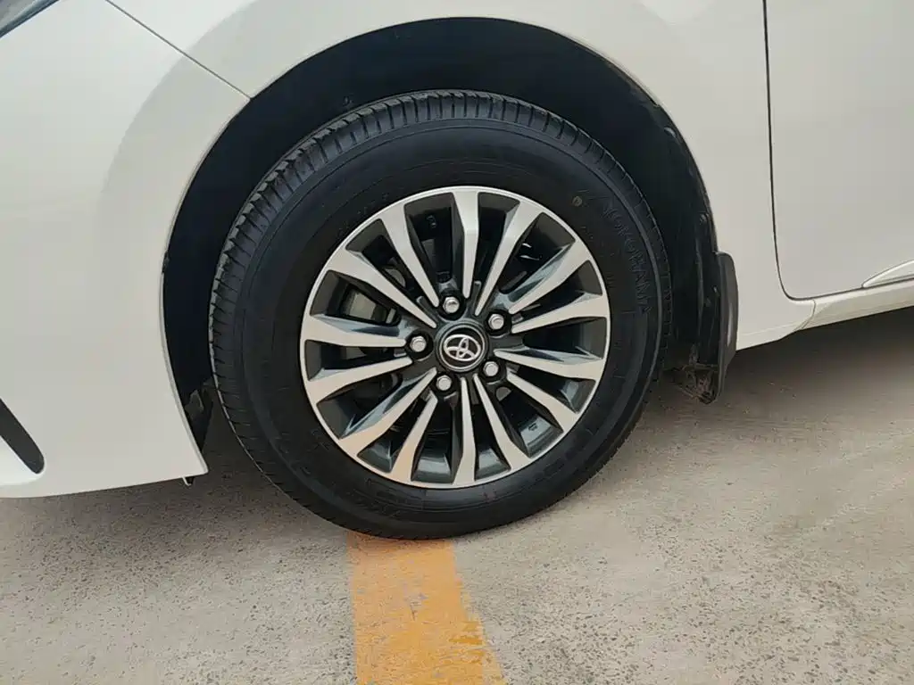 Toyota Corolla — миниатюра 23