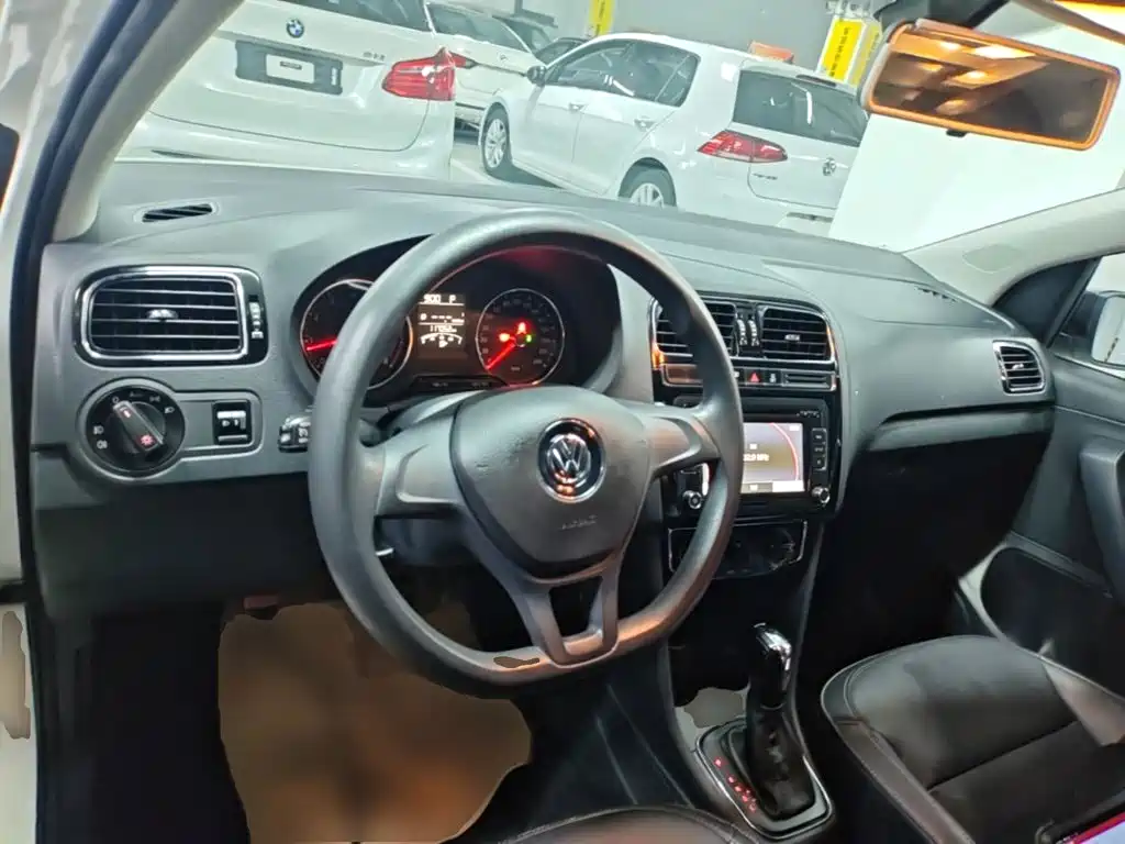 Volkswagen Polo — миниатюра 10