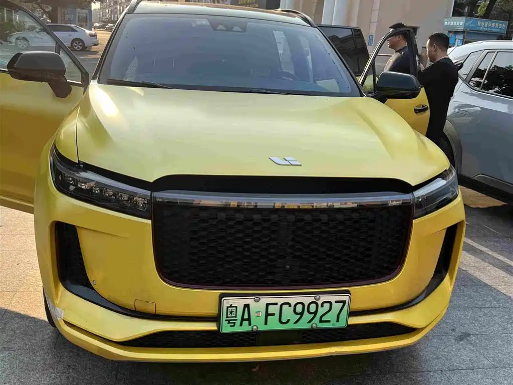 Li Auto Li ONE — миниатюра 9