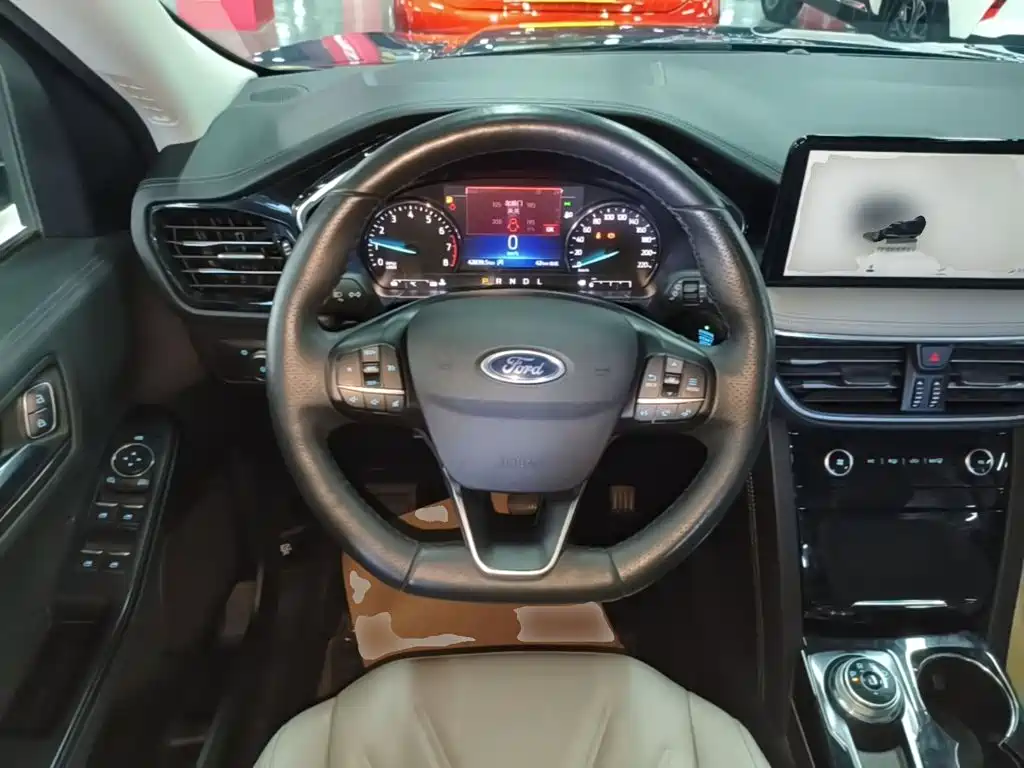 Ford Escape — миниатюра 11