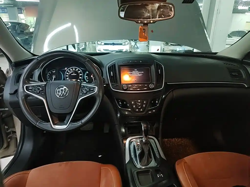 Buick Regal — миниатюра 10