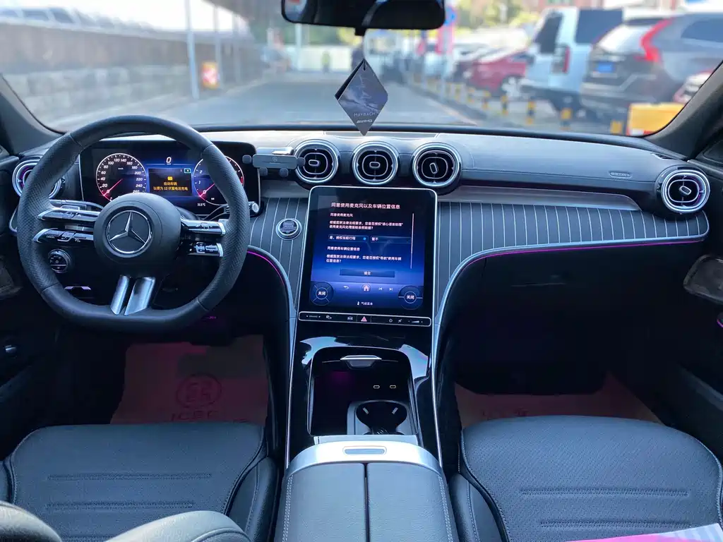 Mercedes-Benz C-Class 2023 — фото 11